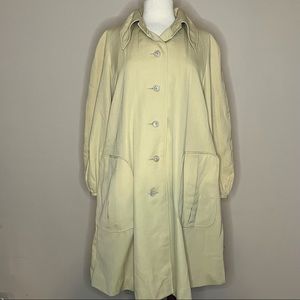 Ilie Wacs | Vintage Tan Trapeze Trench Coat